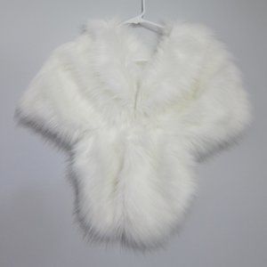 White Faux Fur Cape Boa Shawl Wrap Wedding Lined Soft Costume Cosplay